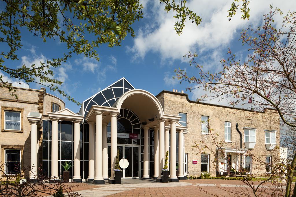 Mercure York Fairfield Manor Hotel Exterior photo